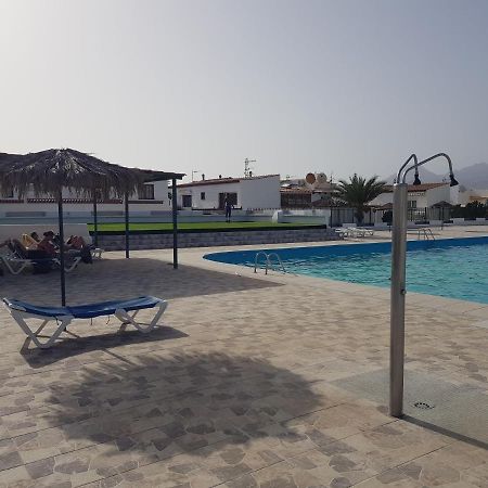 Apartamento Junto A La Piscina 아로나 외부 사진