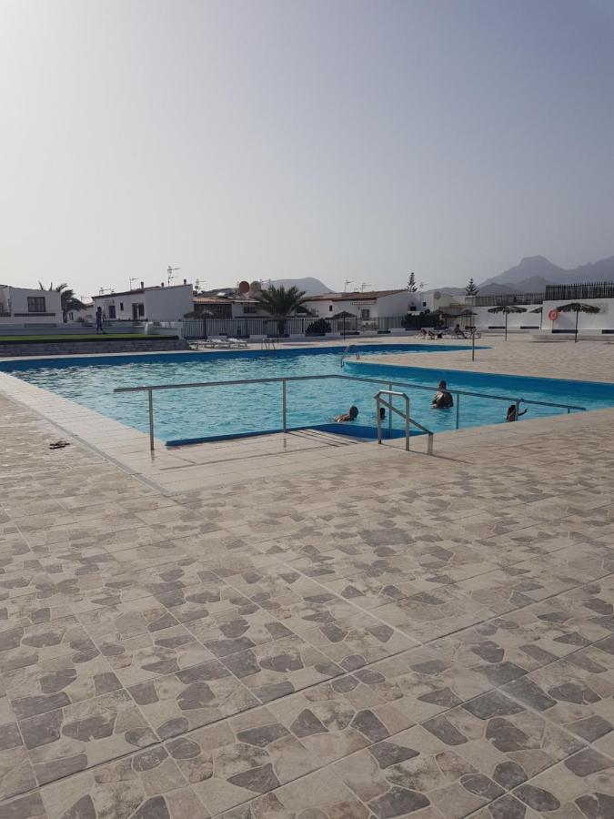Apartamento Junto A La Piscina 아로나 외부 사진