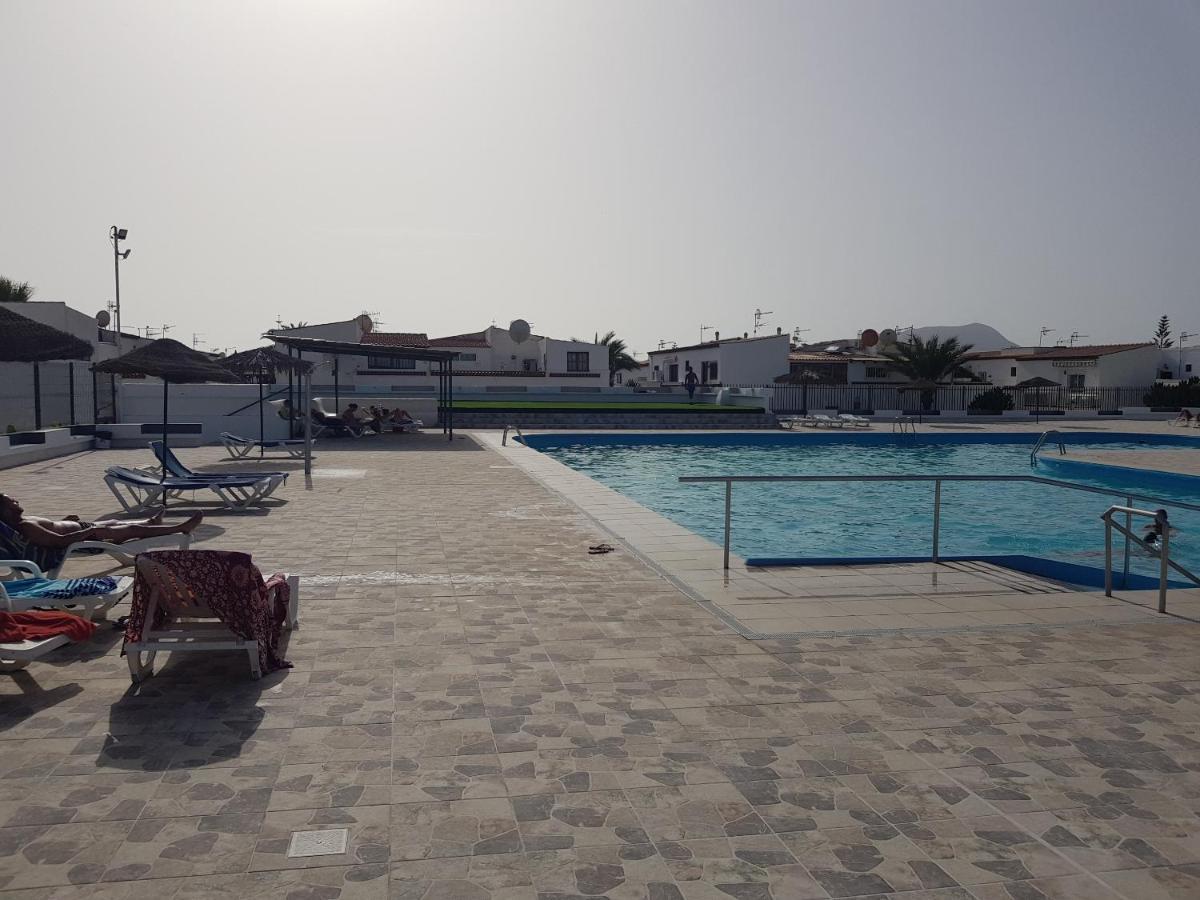 Apartamento Junto A La Piscina 아로나 외부 사진